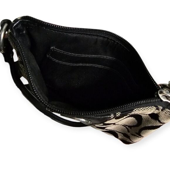 COACH Black Leather Legacy  Signature C Small Coin Zip Wristlet - Picture 3 of 8